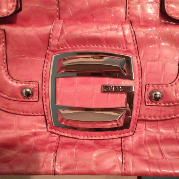 Guess handbag - Picture 3 of 4